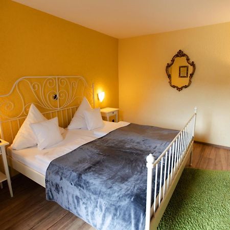 Ratskeller Hotel & Restaurant Kröv Екстериор снимка
