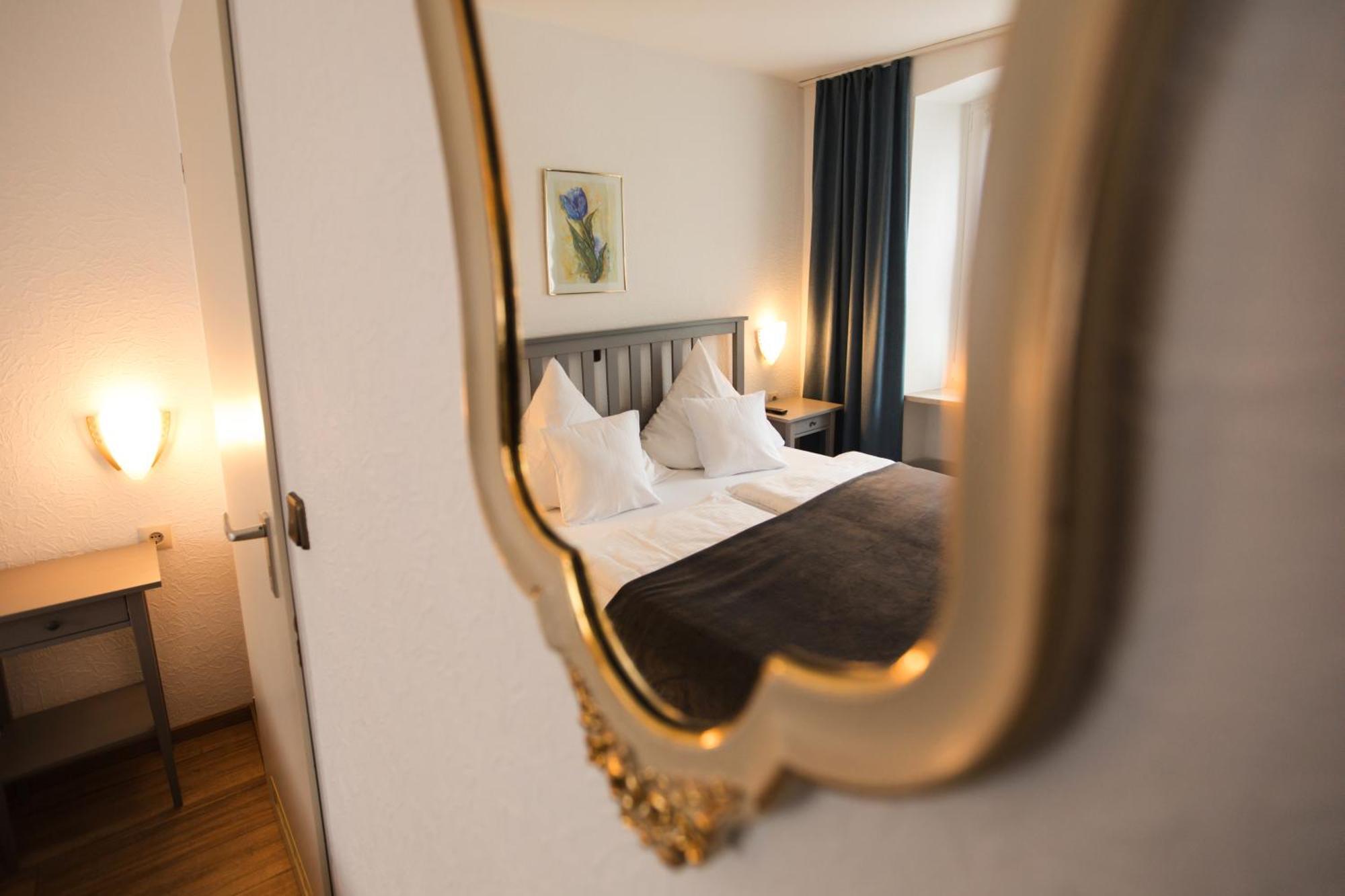 Ratskeller Hotel & Restaurant Kröv Екстериор снимка