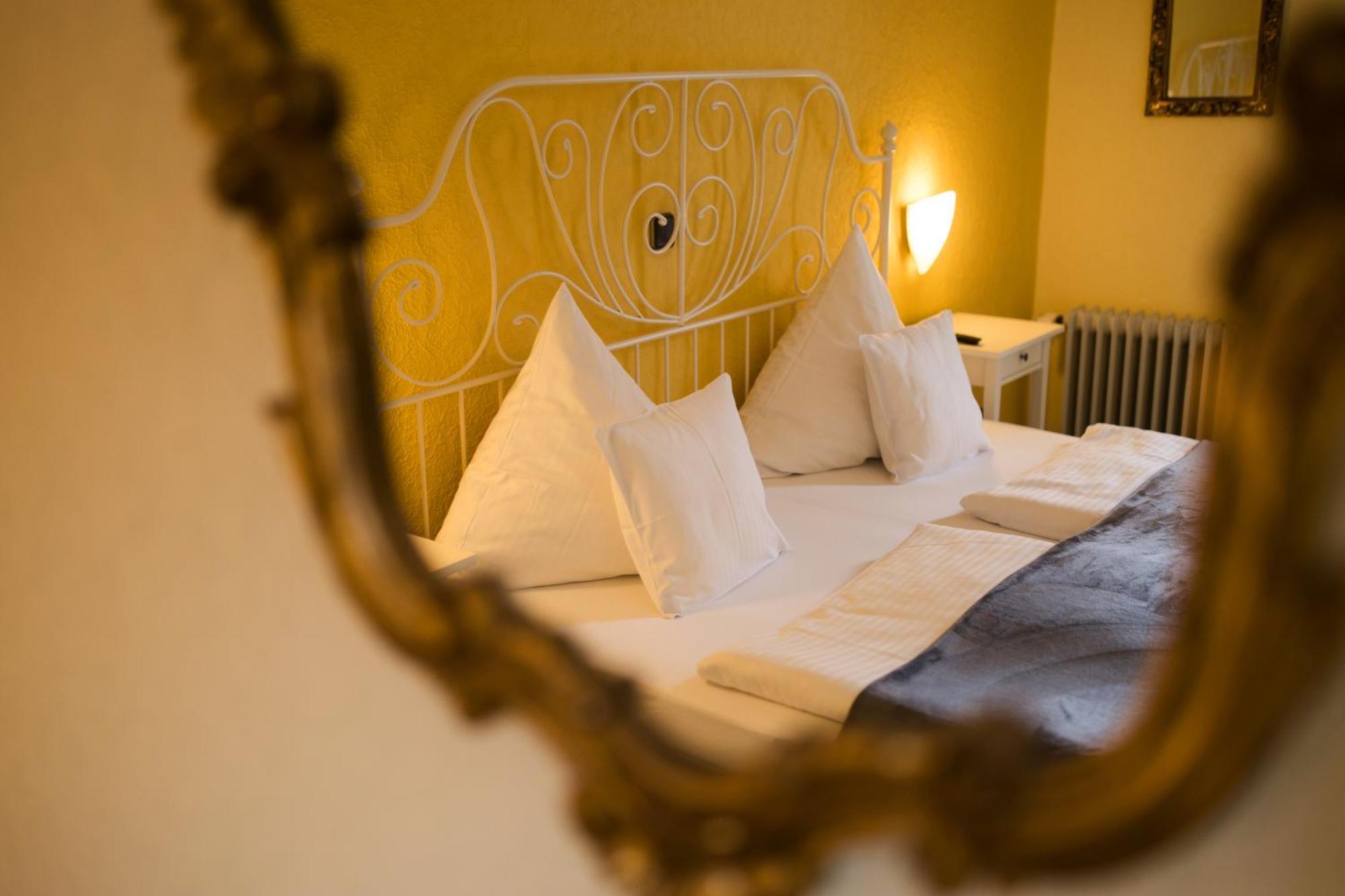 Ratskeller Hotel & Restaurant Kröv Екстериор снимка