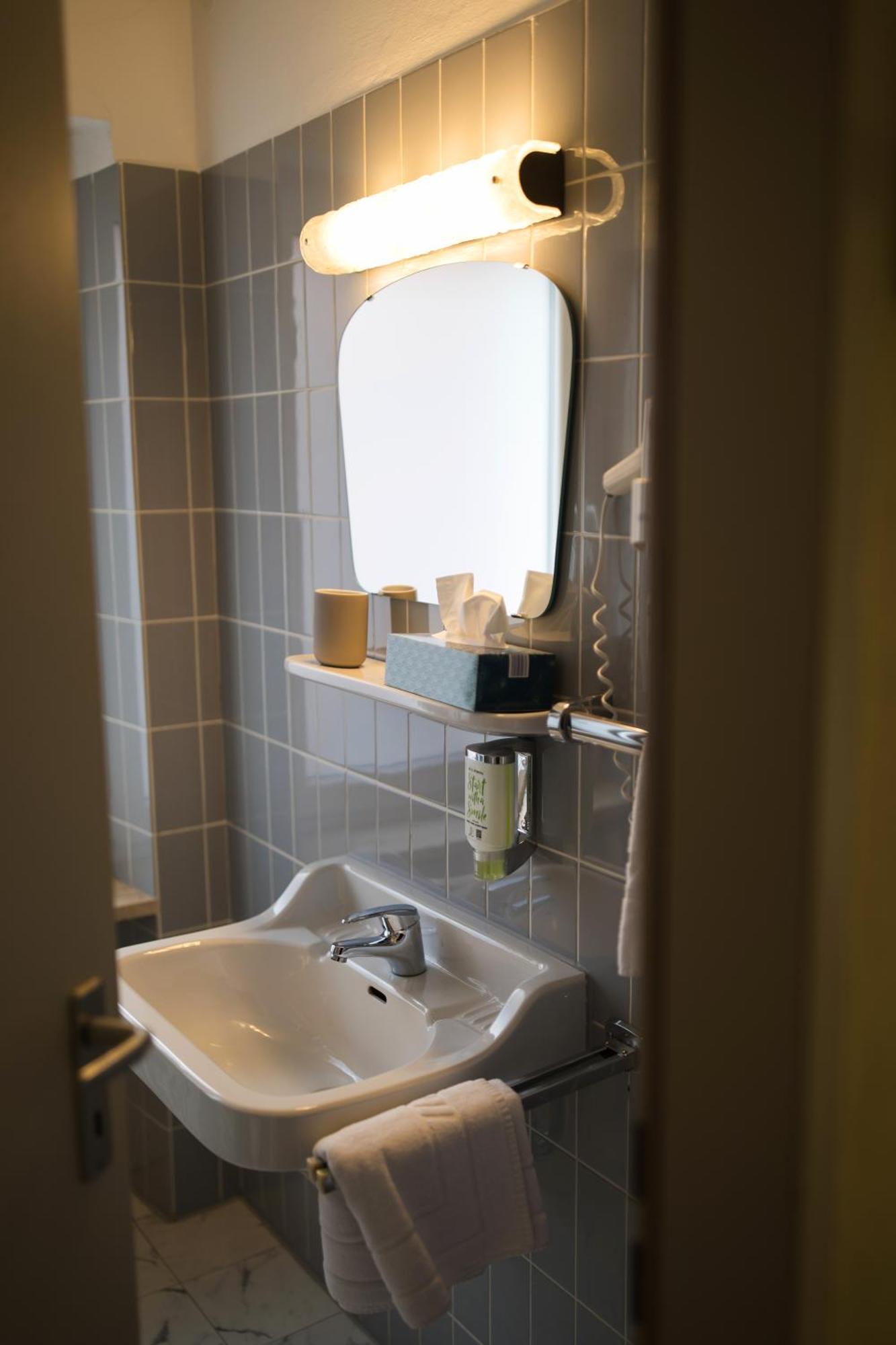 Ratskeller Hotel & Restaurant Kröv Екстериор снимка