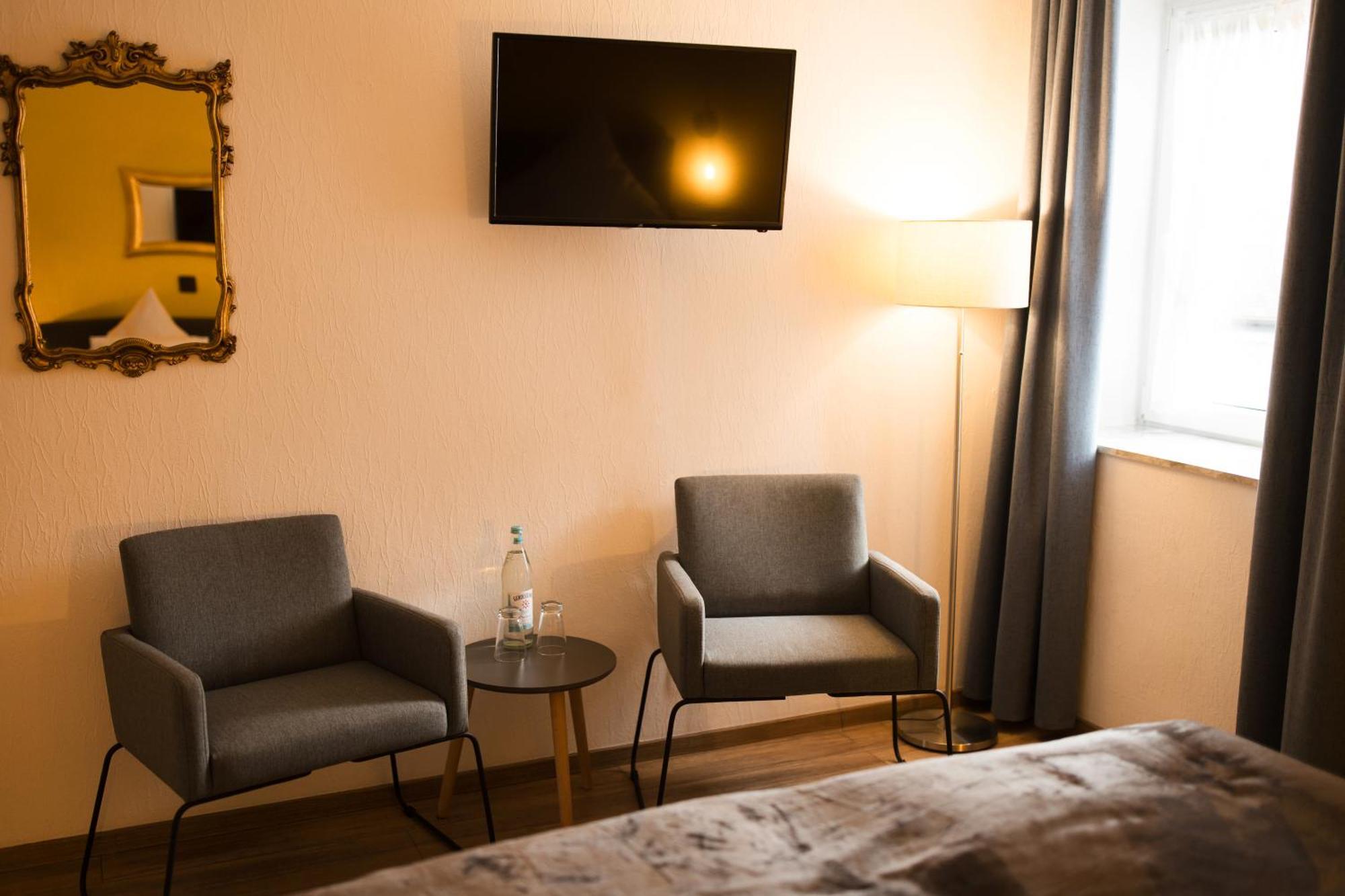 Ratskeller Hotel & Restaurant Kröv Екстериор снимка